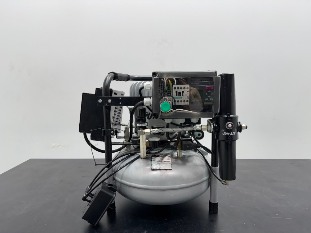 Image of Jun-Air Model 6 Air Compressor